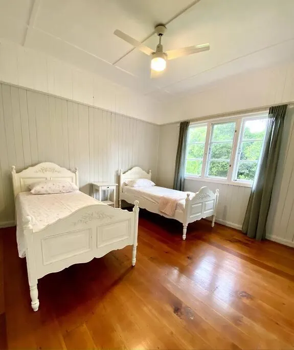 Kenilworth Farmhouse Coolabine Holiday home