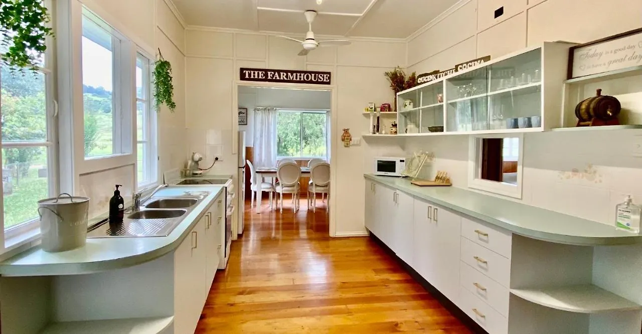 Kenilworth Farmhouse Coolabine 0*,  Australia